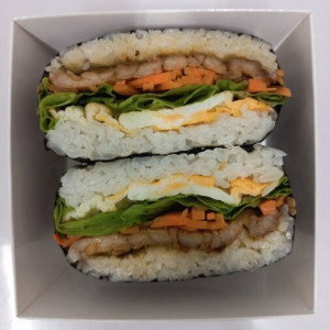 Kimbap thịt heo - trứng